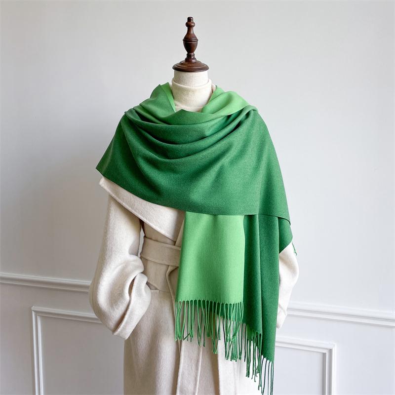 Luxury Winter Cashmere Scarf Women Gradient Handkerchief Warm Pashmina Female Shawl Wrap Soft Pareo Bufanda Winter Hijabs Stole