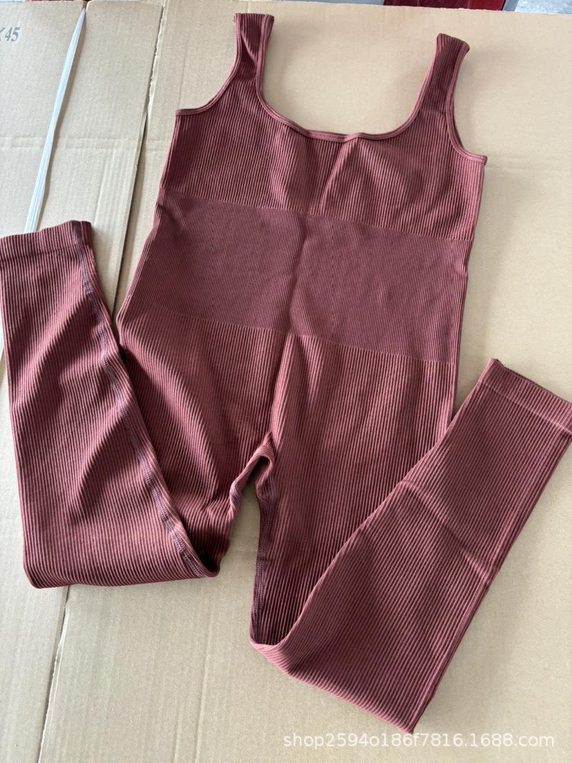 

Женский цельный спортивный костюм с открытой спиной и утягивающими брюками для йоги и спортивных тренировок Medium