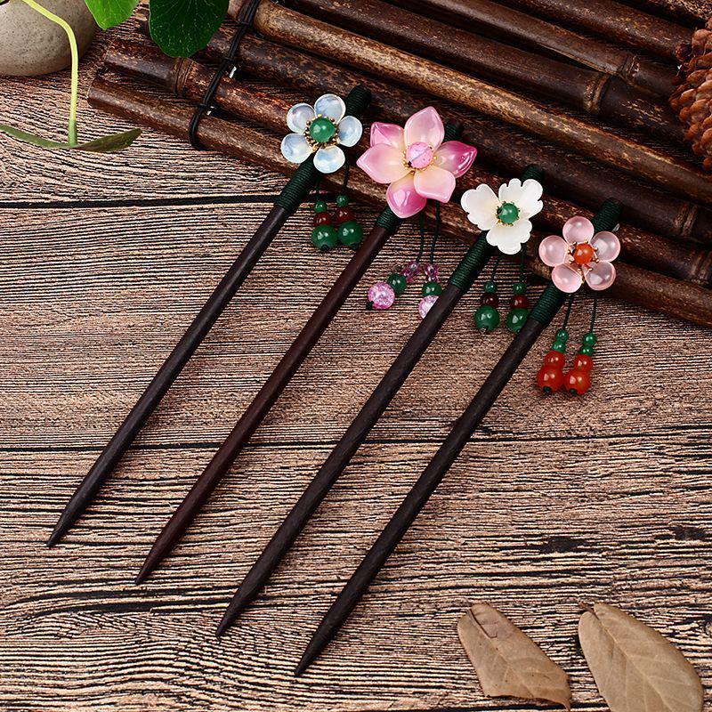 Tassel Wooden Hairpin: Chinese Style Ethnic Hanfu and Qipao Accessory