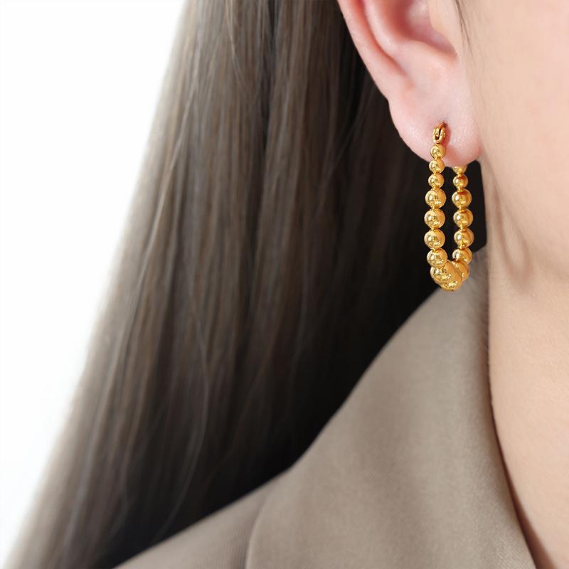 Fade-Resistant 18K Gold U-Shaped Titanium Steel Earrings