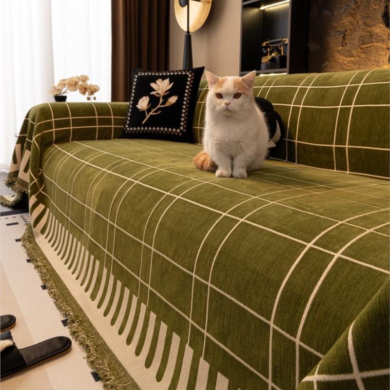 All-Season Universal Couch Camping Blanket Sofa Mat Chenille Ethnic Style Sofa Cover Full Coverage Non-Slip Couch Protector