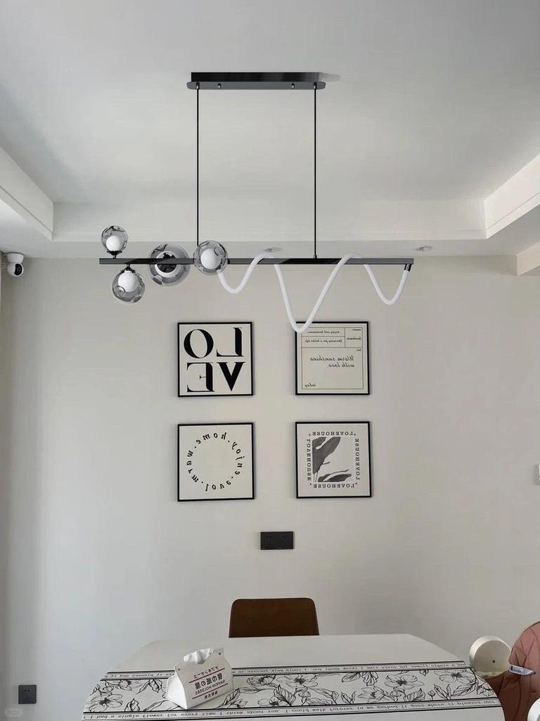 Luxury Glass Pendant Light for Dining Rooms and Bars