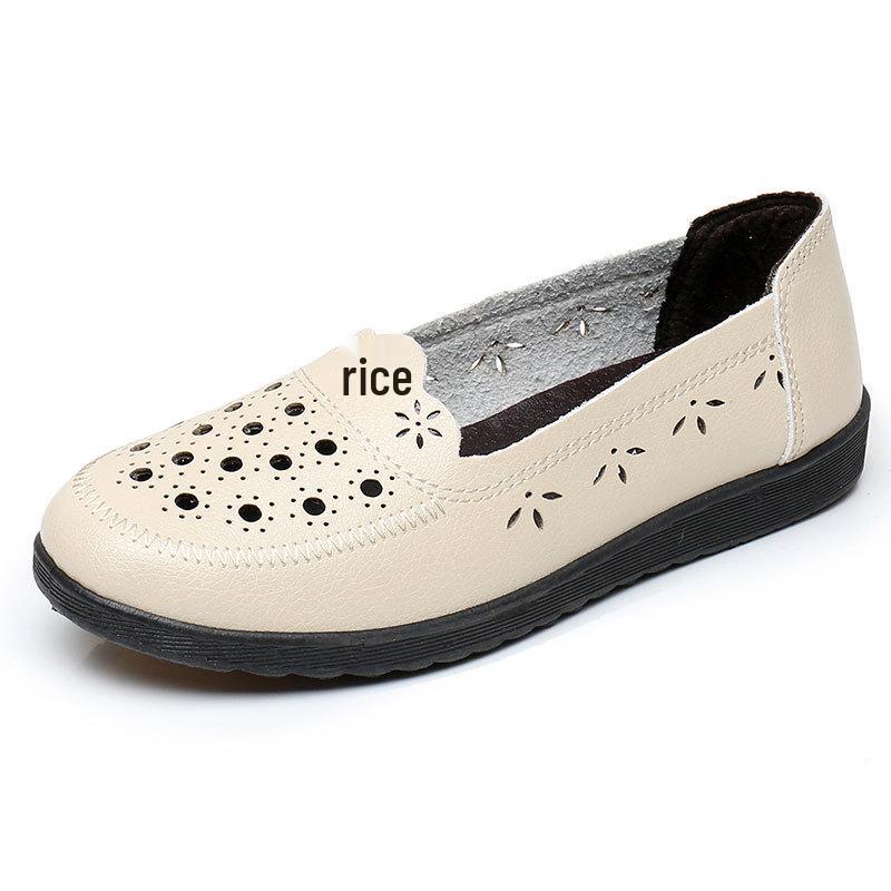 Mom's Summer Breathable Leather Sandals – Soft Sole, Non-Slip Flats for Middle-Aged & Elderly Women