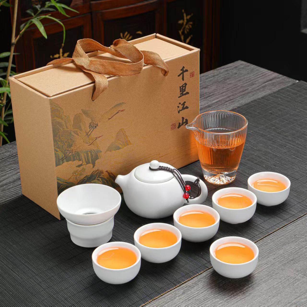 

10 heads of Qianli Jiangshan gift box Kung Fu tea set, a complete set of ceramics, a full set of teapots, a pot of six cups of gifts