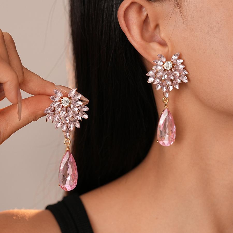 European and American diamond-set metal wind splicing flower earrings light luxury high-end earrings fashionable versatile personalized earrings