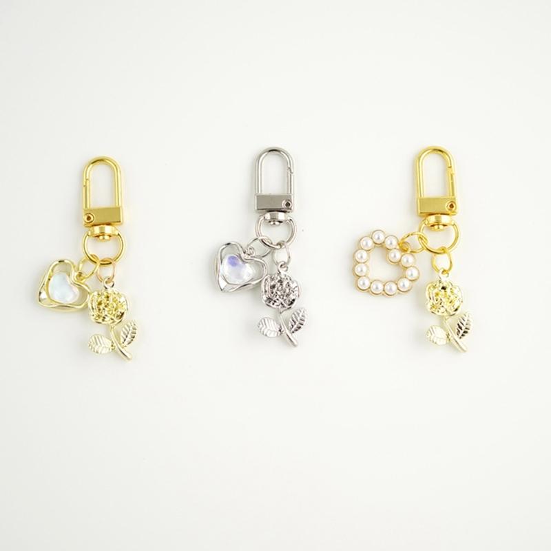 Multipurpose Heart Keychain Charm Portable Keychain Pendant Fashion Sturdy Alloy Accessory for Handbags and Backpacks