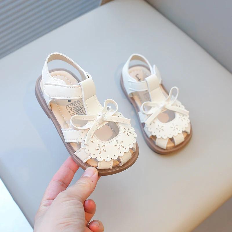 

Girls Summer Sandals Little Kids Beach Shoes Toe-capped Anti-kick Cut-outs Children Sandals T-strap Bow-knot Breathable Classic 24