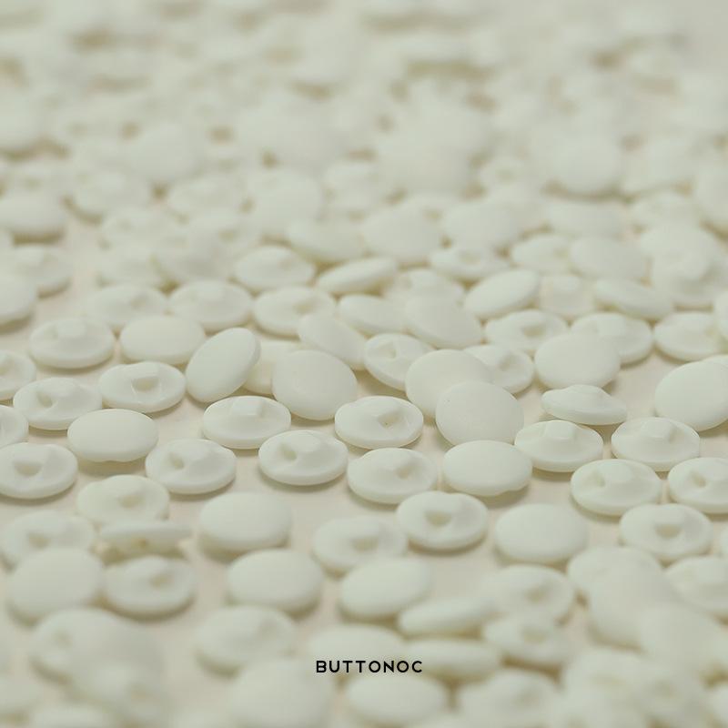 Pure White Dark Eye Shirt Buttons Knitted Cardigan Resin Sleeve Collar Buttons Top Wool Clothes Decorative Buttons