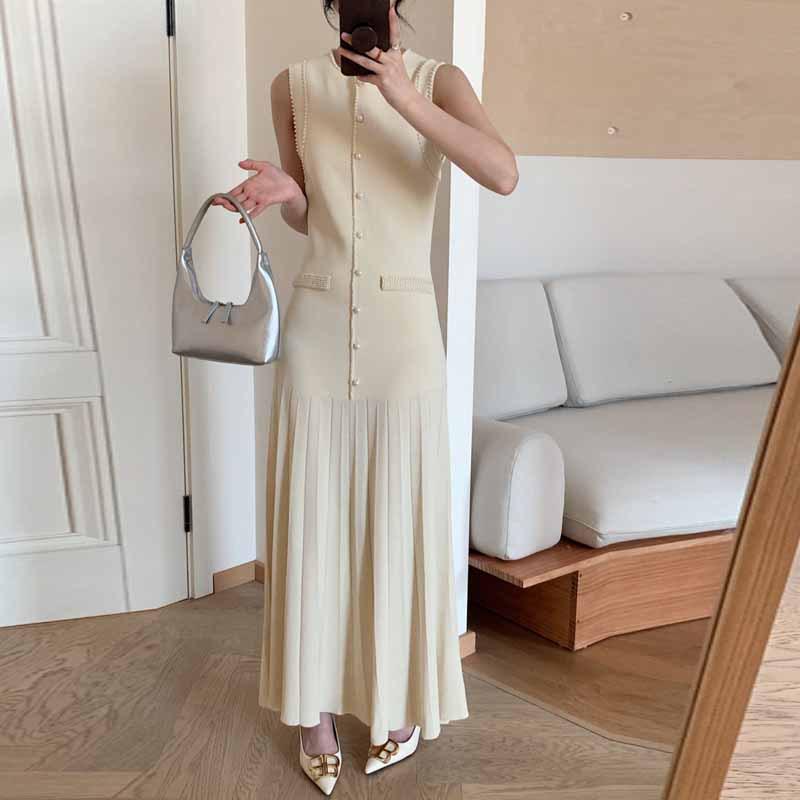 

2025 Sleeveless French Knitted Long Dress: Women s Summer Beaded Elegant Style M абрикосовий