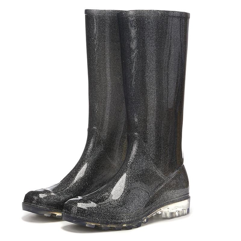 Rain Boots Women's Fashion Outer Wear Medium and High Tube Gradual Change Color Jelly Water Shoes Waterproof, Non-slip and Warm Ins Tide Rubber Shoes