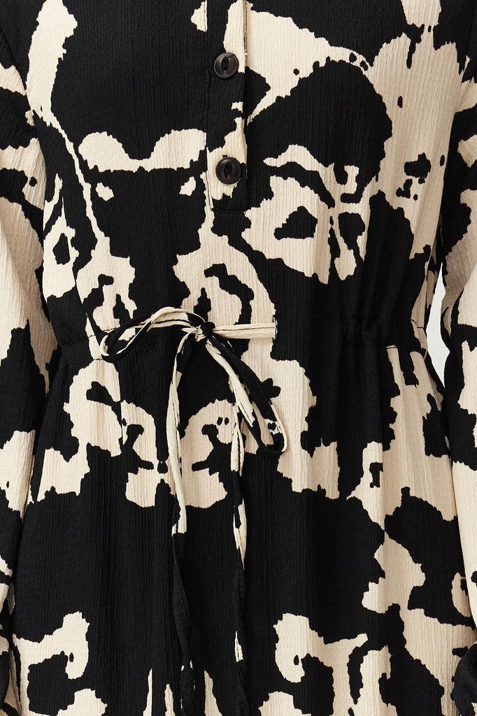 Women's Hijab Dress New Season Fashion Brown Big Flower Patterned Crinkle Woven Dress