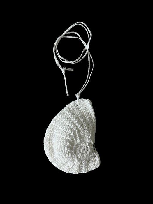 

usite SOFT SHELL CROCHET NECKLACE, WHITE WHITE FREE