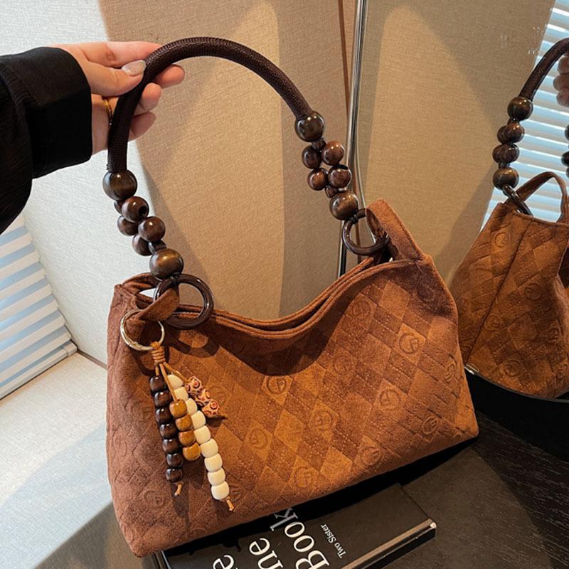 

Frosted retro bag women s large-capacity new autumn and winter casual shoulder underarm bag diamond commuter bag коричневый