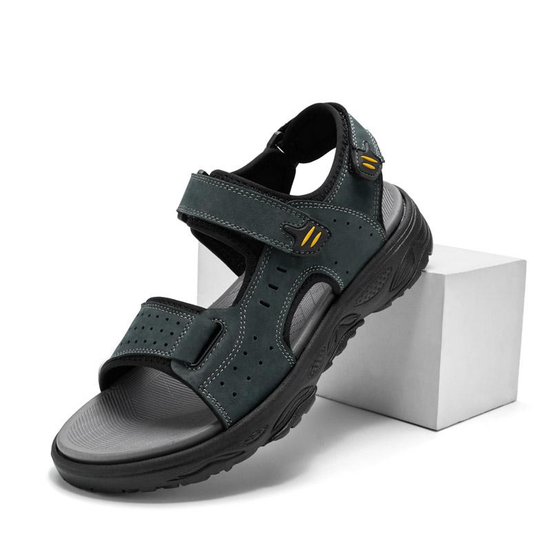 Fashion New Brand Beach Shoes Summer Men's Sandals Leather Men Flats Gladiator Men Beach Sandals Soft Comfortable Outdoors Wading Shoes