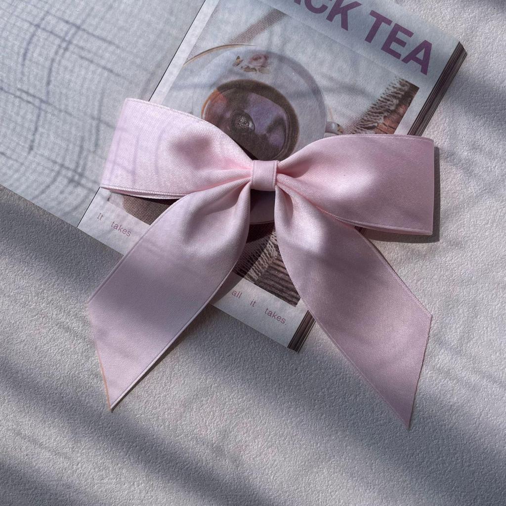 Sweet Pink Ballet Bow Brooch: Three-Dimensional, Age-Reducing Accessory for Girls