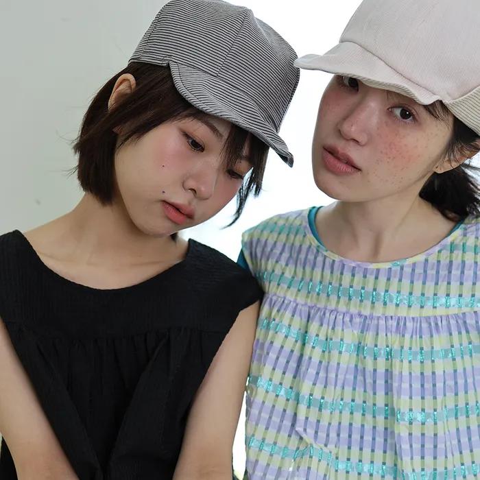 Reversible Ear Cap (2 Colors)