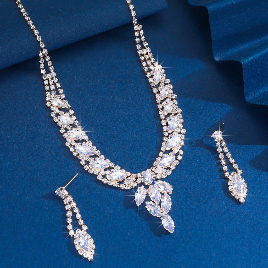 Cross border necklaces, earrings, jewelry sets, banquet dresses, exquisite and versatile bridal accessories