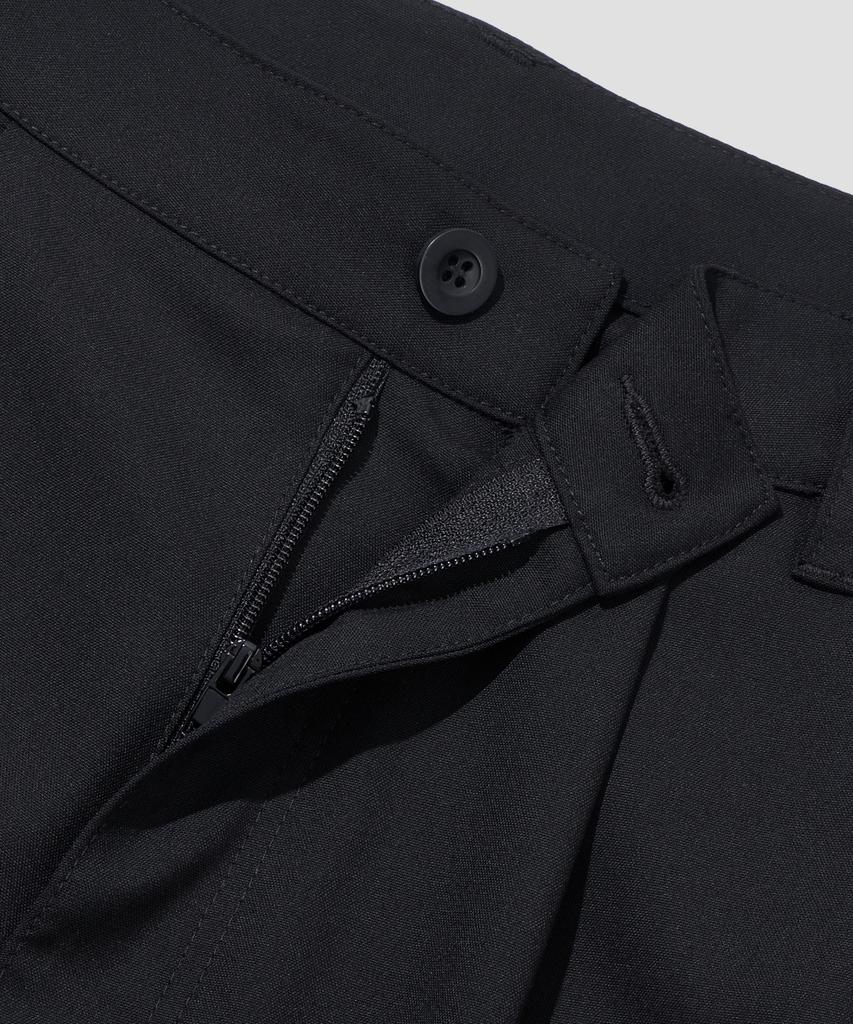 Age O.D. Double-Pleated Bermuda Slacks [Black]