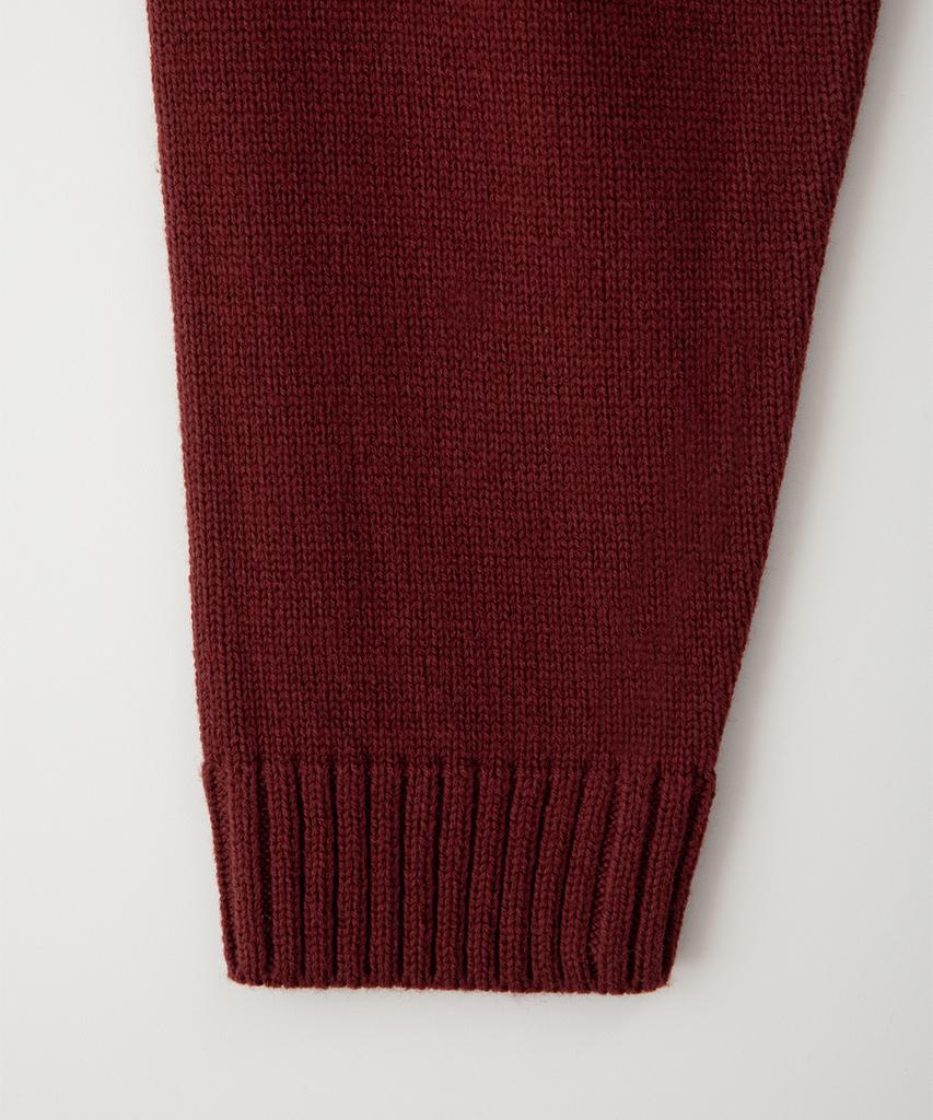 Sseomweeobeoteo Casual Wave Logo Knit - Burgundy