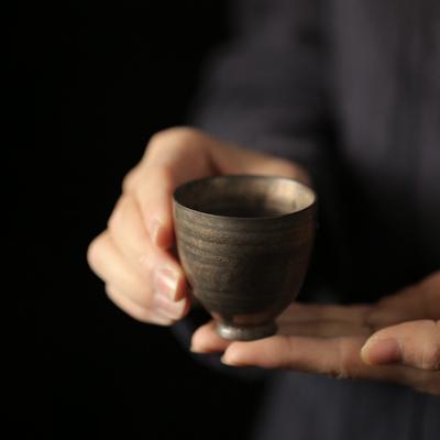Handmade Gilded Glaze Ceramic Tea Cup - Artisan Eggshell Porcelain Japanese Zen Tea Set Elegant KungFu Teaware for Home or Gift