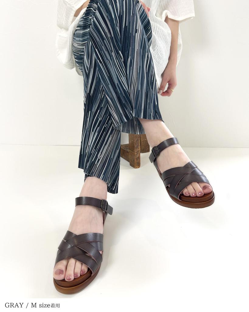 maRe maRe Women's Sandals, Comfortable to Walk in, Thick Heel, Made in Japan, Soft Sole, Wood-Like Ankle Strap, Size L, Oak