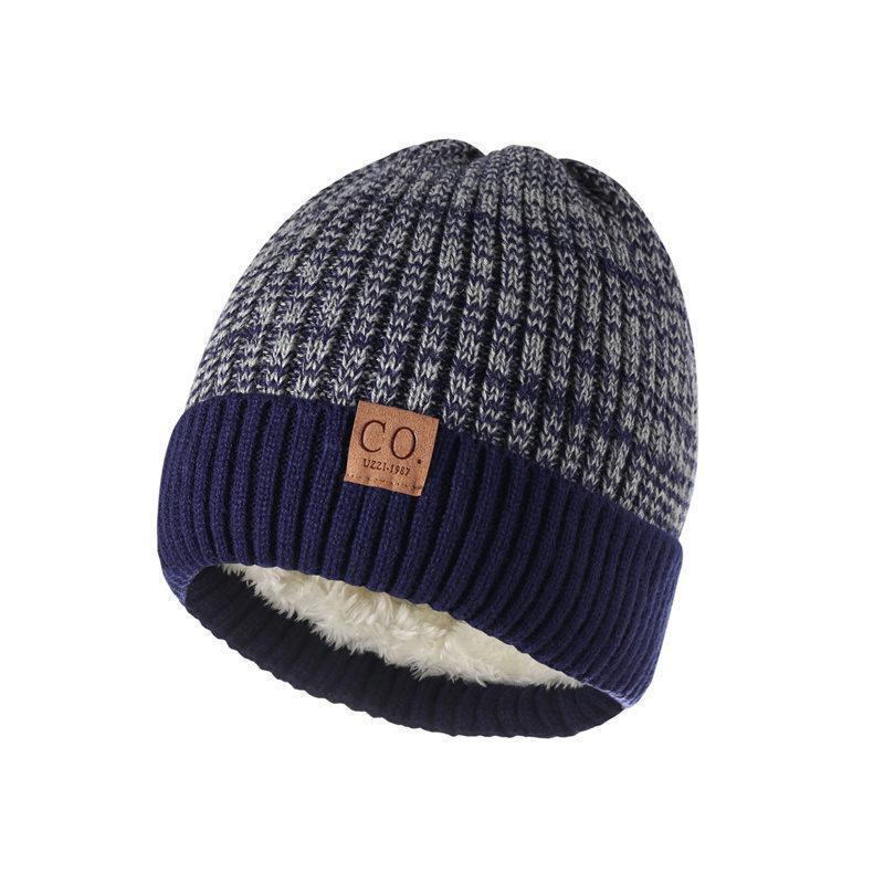 

Men s Autumn/Winter Thickened Wool Knit Hat with Ear Protection and Color Block Design - Trendy, Windproof, Cycling Pullover. темно-синього кольору