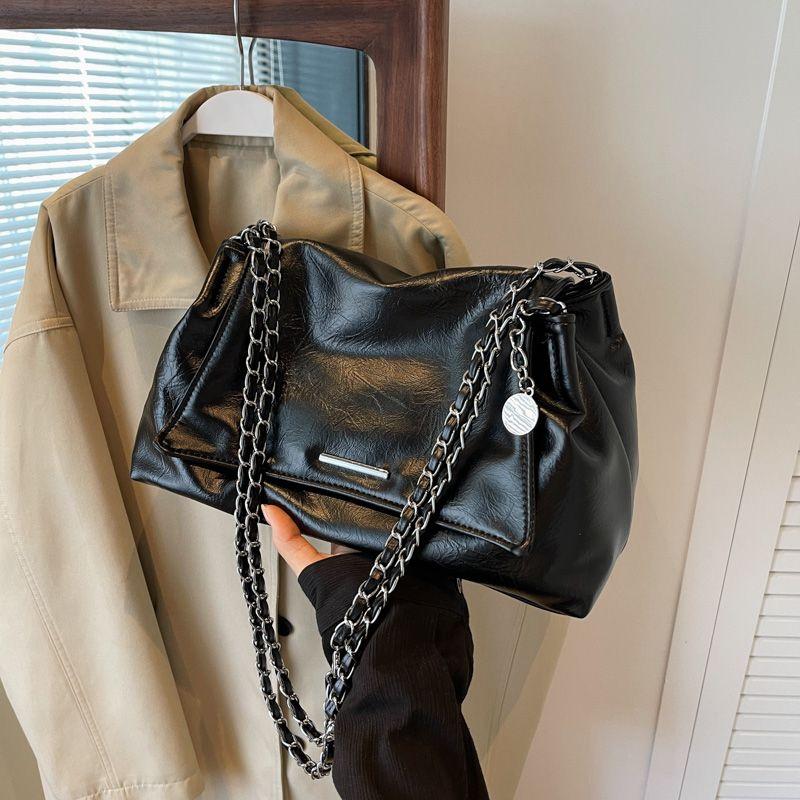 

Сумка женская большой вместимости, необычный нишевый стиль, плечевая цепочка Black