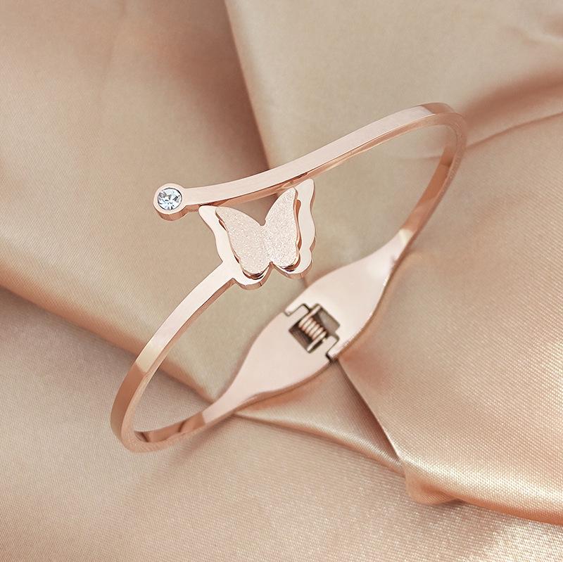 Women's High-End Starry Sky Silver Titanium Steel Bracelet - Versatile, Fade-Resistant, Full Diamond Stainless Steel Plain Band.