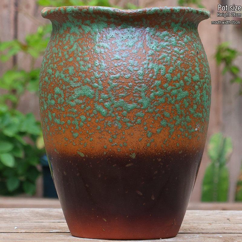 Hoher Handgefertigter Keramikkrug für Sukkulenten und Orchideen