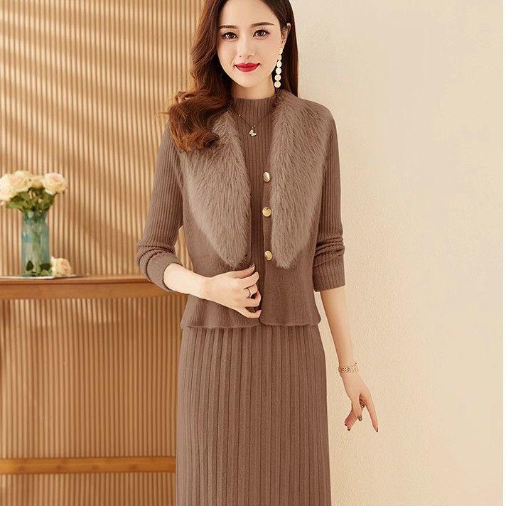 Women`s Elegant Knit Dress Set –