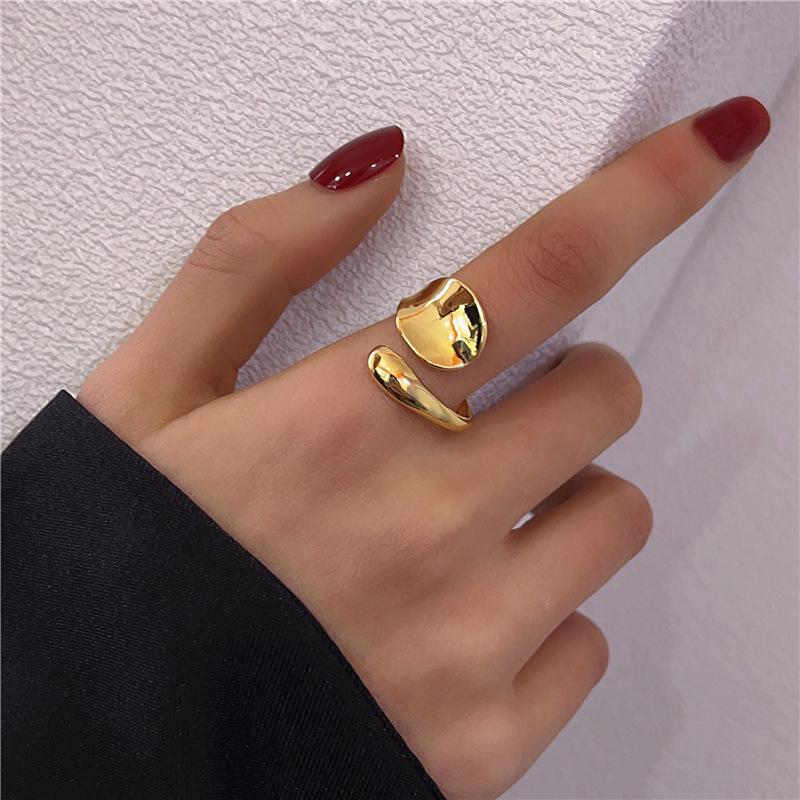 Women's High-grade Wrinkled Texture Metal Ring - Unique Design, Open Style, Light Luxury, Simple Yet Elegant Wide Index Finger Accessory