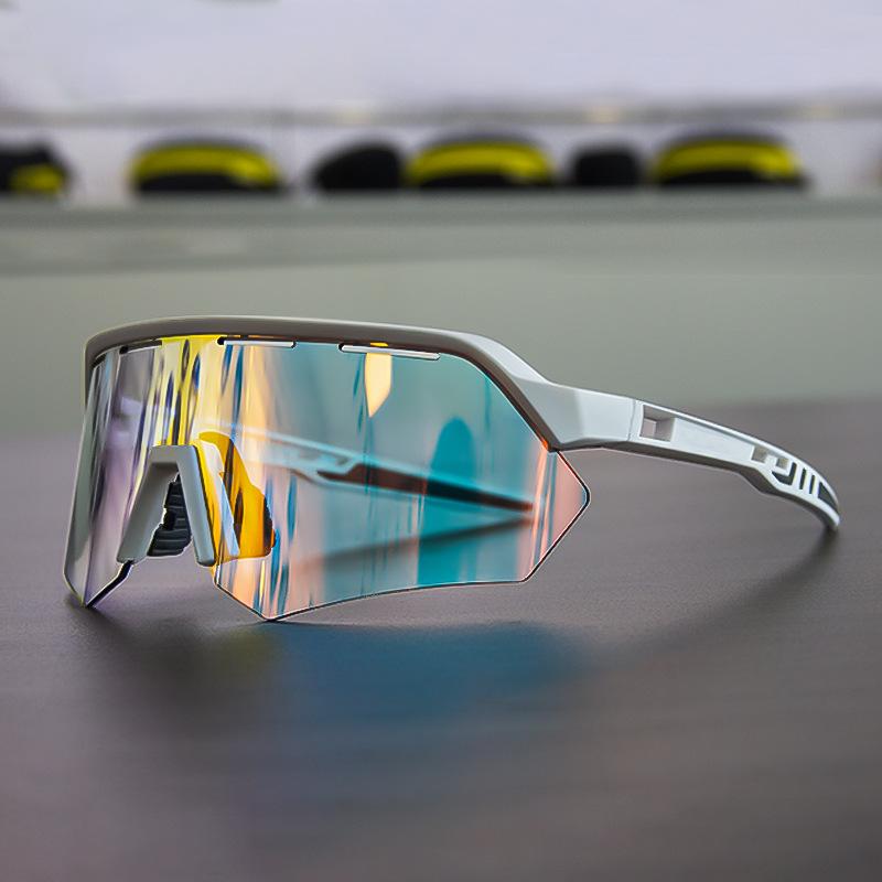 Lunettes de sport à changement de couleur pour la randonnée et l'alpinisme, le cyclisme en extérieur, lunettes de soleil coupe-vent, anti-poussière et anti-éblouissement pour hommes et femmes