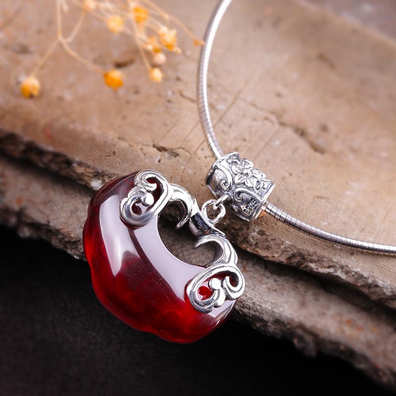 

Sterling Silver S925 Women s White Chalcedony Fish Lock Pendant Necklace
