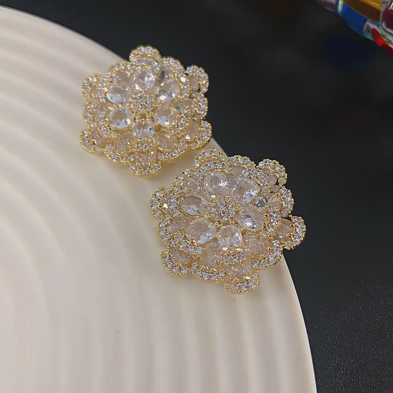 Silver Needle French Romantic Zircon Flower Earrings