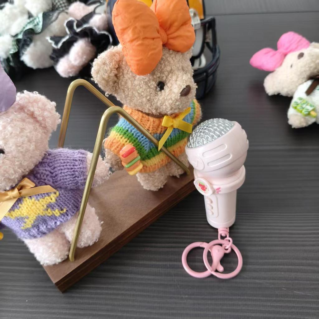 Plastic Microphone Key Holder Cute Microphone Bag Charm Recording Microphone Pendant Classic For Keys Nostalgic Gifts Wholesale