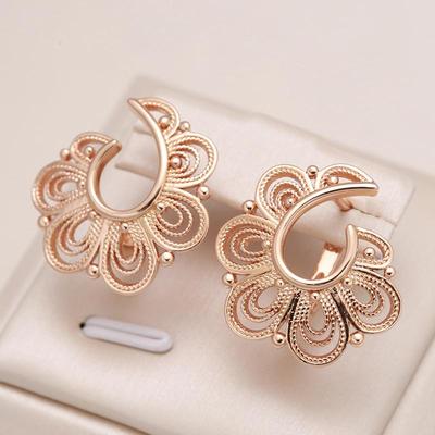 Pendientes colgantes con textura de color dorado y flor para mujer, joyería minimalista para fiesta diaria