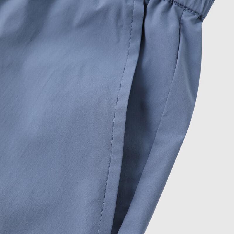 GAP Men's Logo Print Moisture-Wicking Casual Shorts