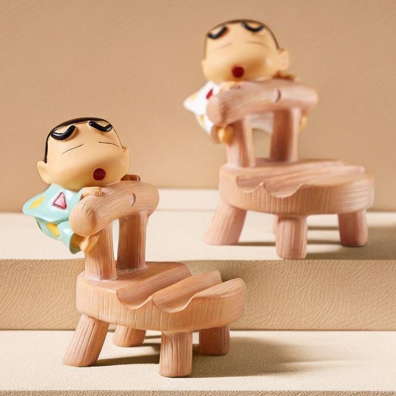 Crayon small new mobile phone holder creative small ornament mobile phone holder office desktop cute doll figure ornament