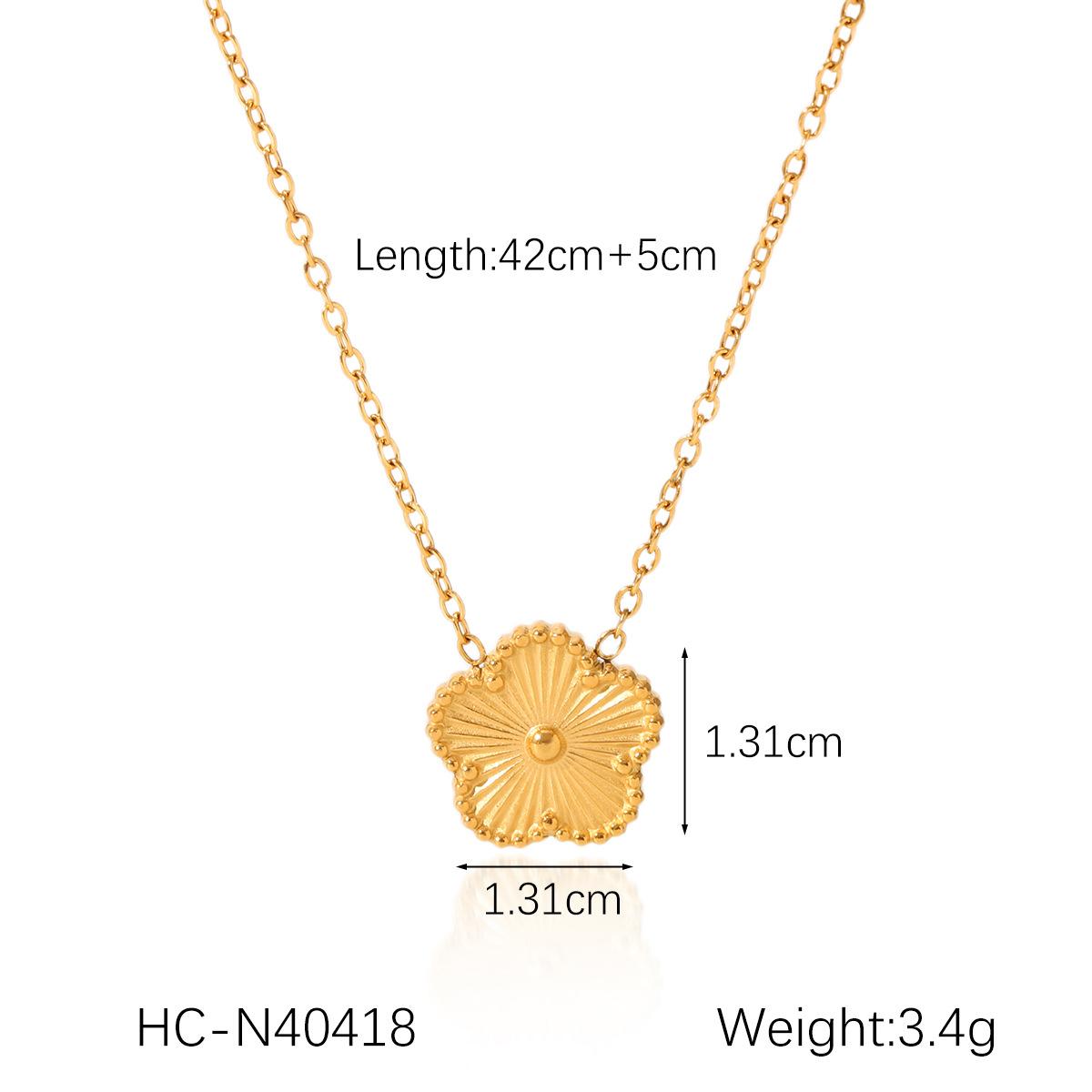 Trendy style stainless steel five-petal flower necklace and bracelet for women, light luxury versatile titanium steel jewelry