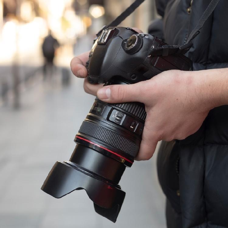 ET77 ABS Sunshade Lens Shade for RF 85mm f/2 Macro IS R5 Mount Lens Guard Protects Agains Unwanted Light