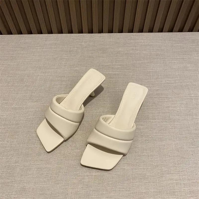 Mode Damen Hausschuhe, 2024 Neue Hausschuhe Damen Sommerkleidung Mode Zehentrenner mit eckiger Zehenpartie, Damen High Heels Sandalen Damen