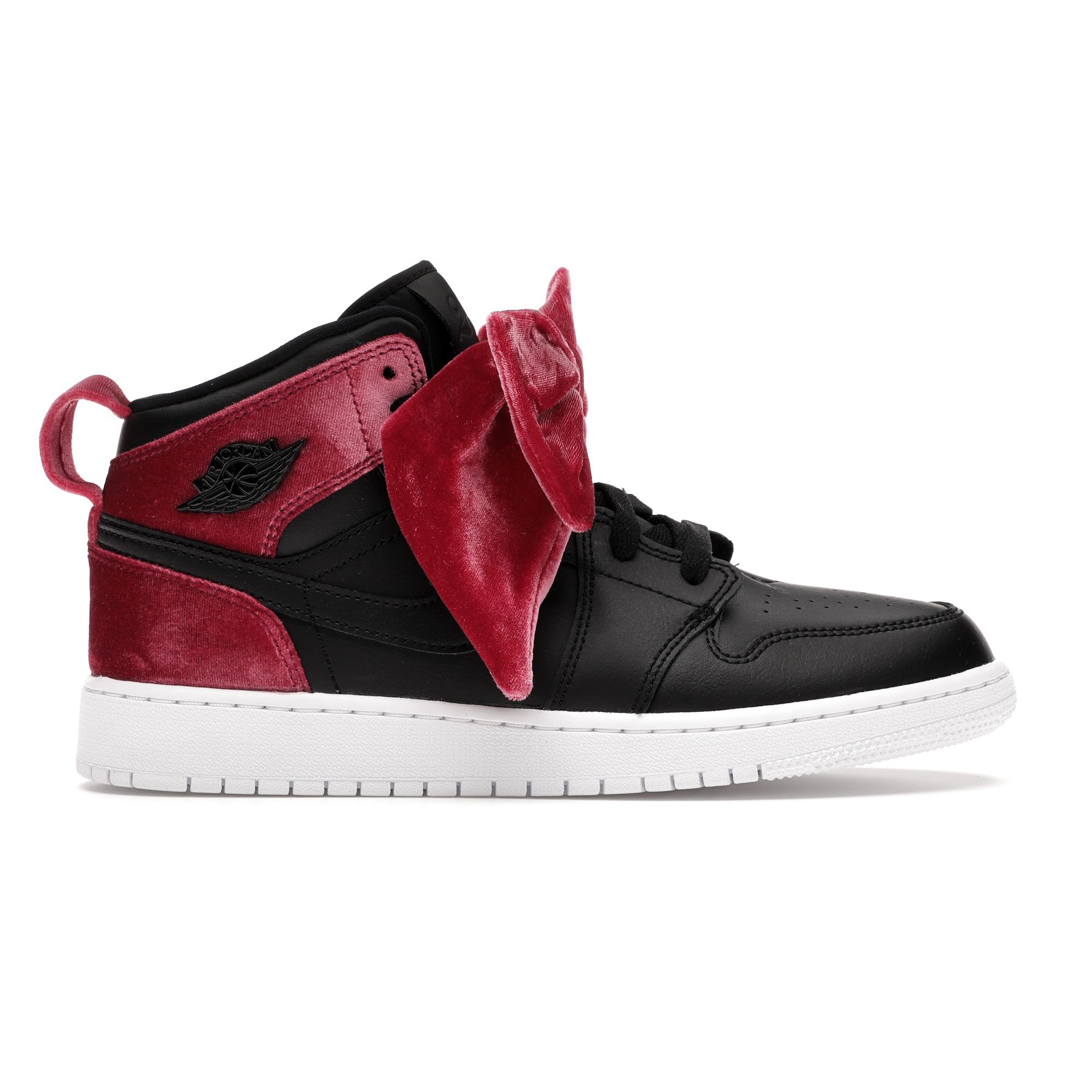 

Детские кроссовки Air Jordan 1 Mid Bow XLD GS Noble Red Black White CK5678-006