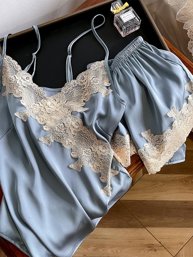 Women s Summer Mulberry Silk Pajama Set: Lace Camisole & Shorts Homewear Large