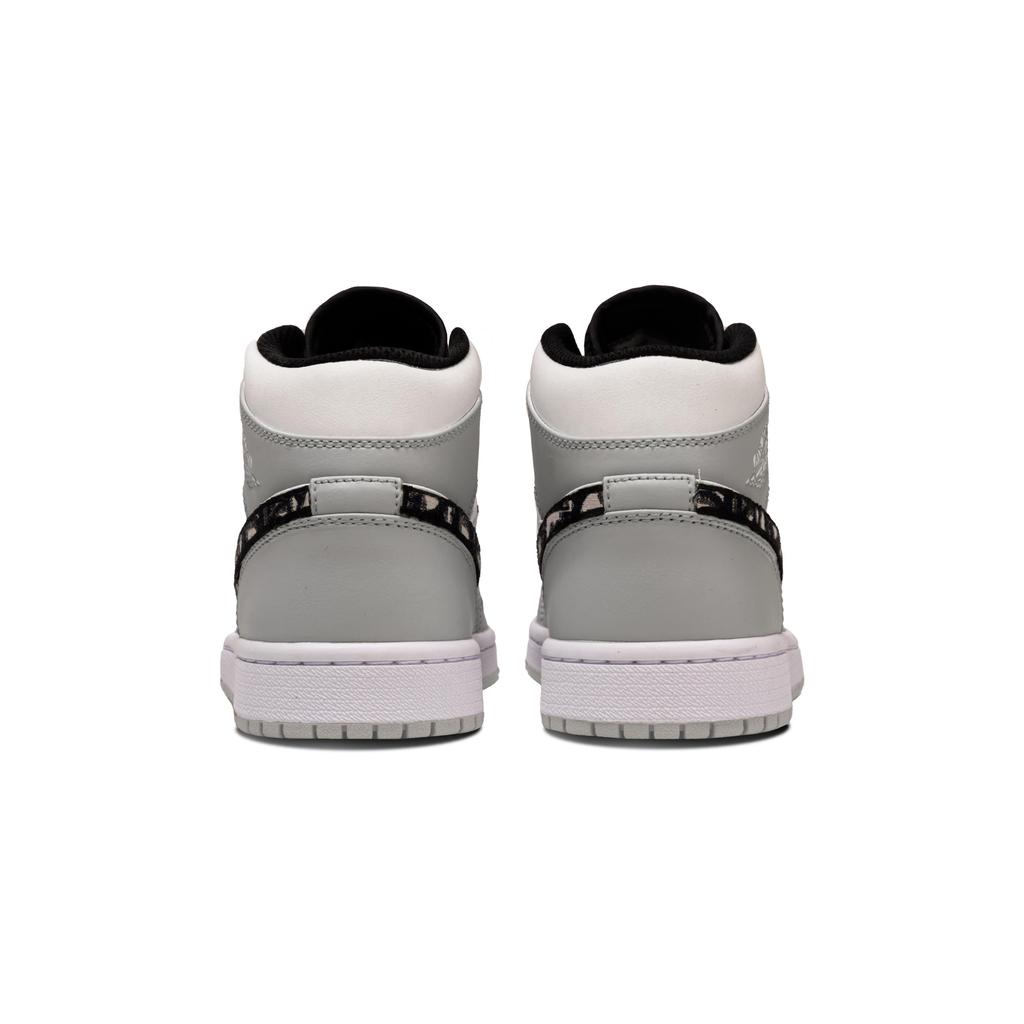 Jordan Air Jordan 1 Ollie Abrasion Resistant Mid top Vintage Basketball Shoes Men's White Gray 554724-078(Team1291-)