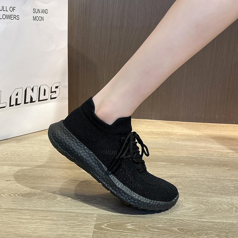 

Летние новые носки и обувь для студентов, повседневные кроссовки из сетчатой ткани Fly-Woven, легкая спортивная обувь, дышащая обувь из кокоса 40 чёрный