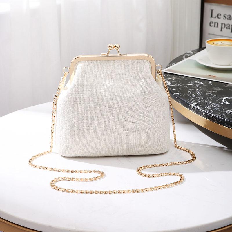 Clip Bag Shoulder Bag Crossbody Bag Portable Shell Bag Versatile Mobile Phone Bag Fashion Cosmetic Bag