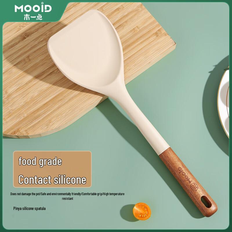 

Красивая антипригарная силиконовая кухонная утварь