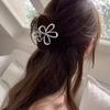 1 pince à cheveux fleur en métal pour femmes, maintien fort, taille moyenne, adaptée aux cheveux fins, style mode classique