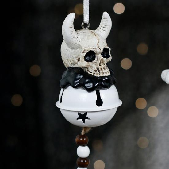 Halloween Skull Bell Ornament Resin Skull/Wing Wind Chime Hanging Decoration for Indoor Outdoor Halloween Decor Car Accessories