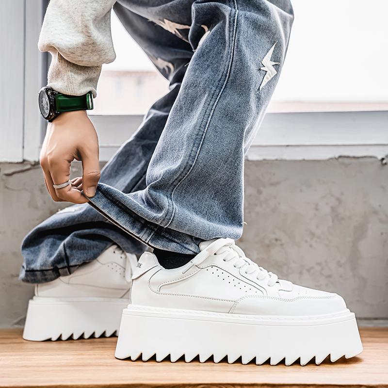 New High Rise Thick Soled Men's Shoes for Autumn Invisible Height Increasing Men's Shoes for Casual New Men's Shoes Versatile